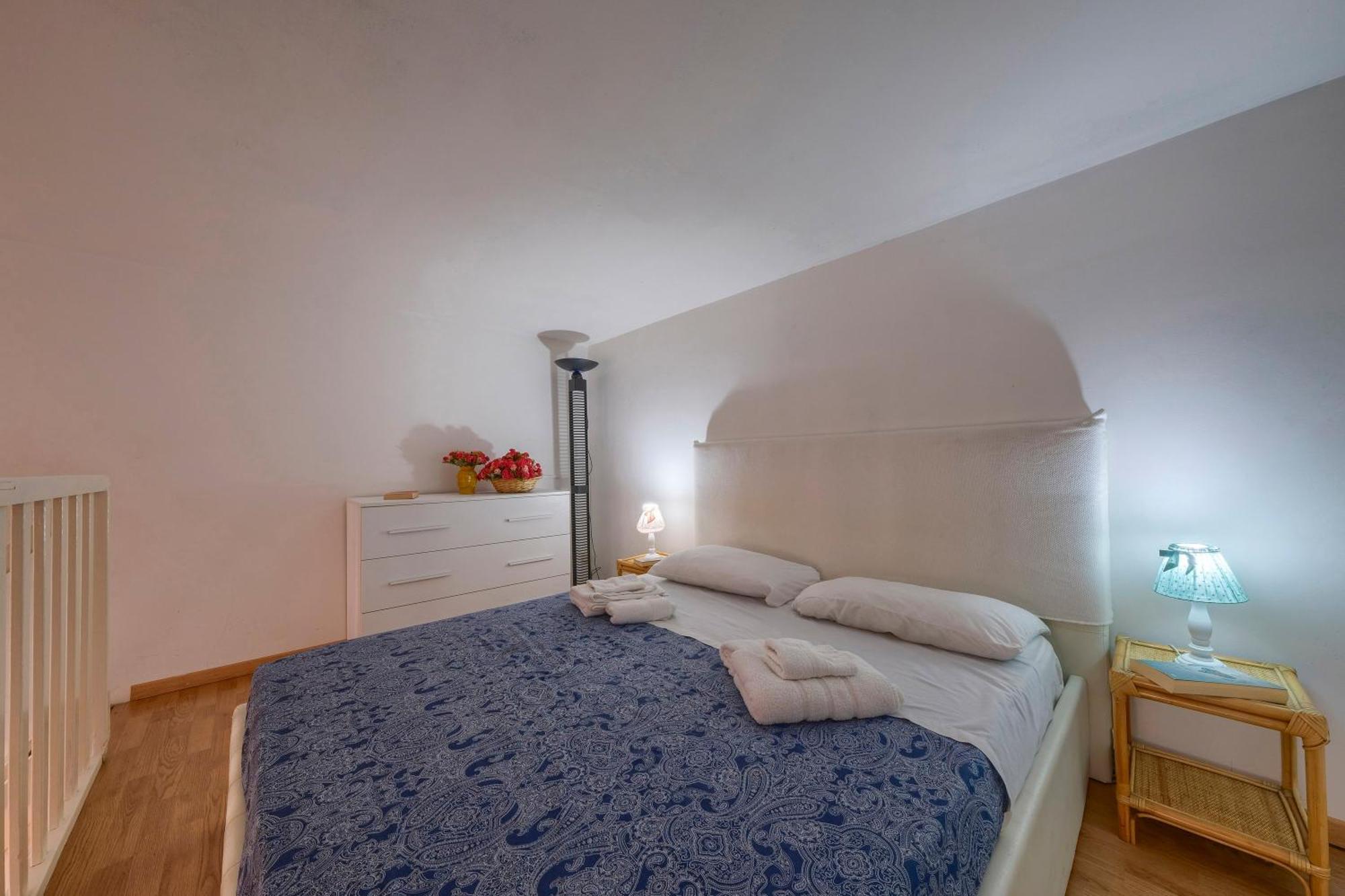 La Casa Di Dante Alighieri Apartment Florenţa Exterior foto